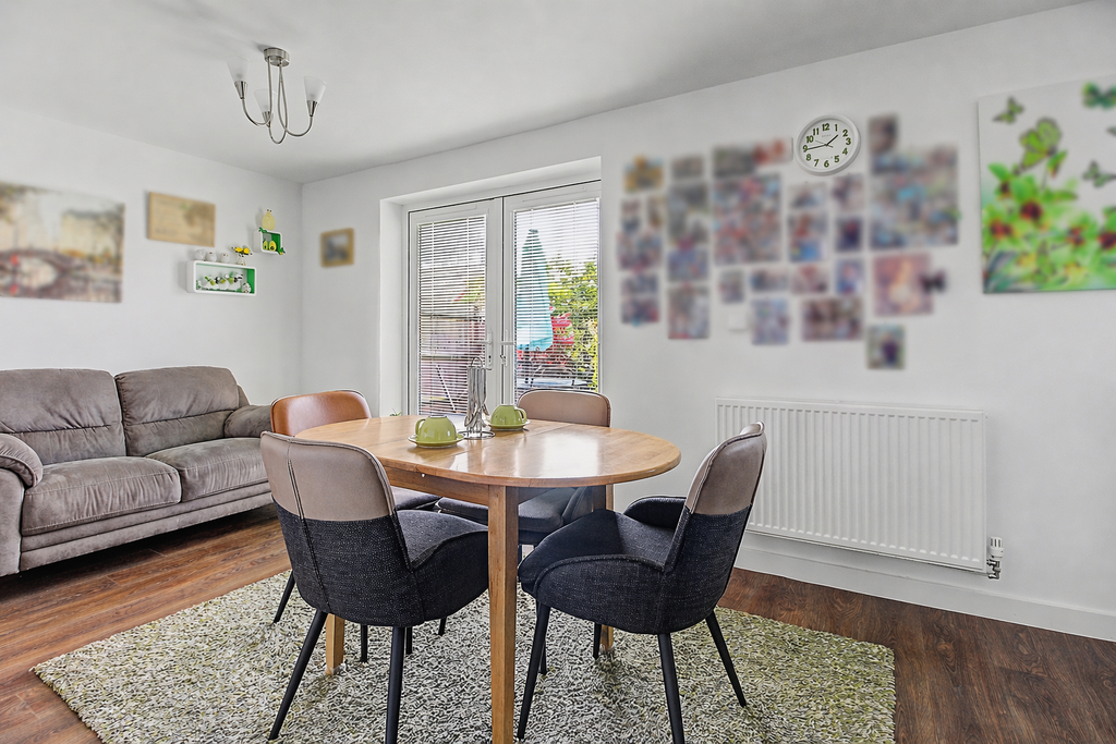 Property photo 2 of 21 Dining Area