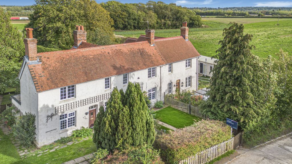 Property photo 1 of 23