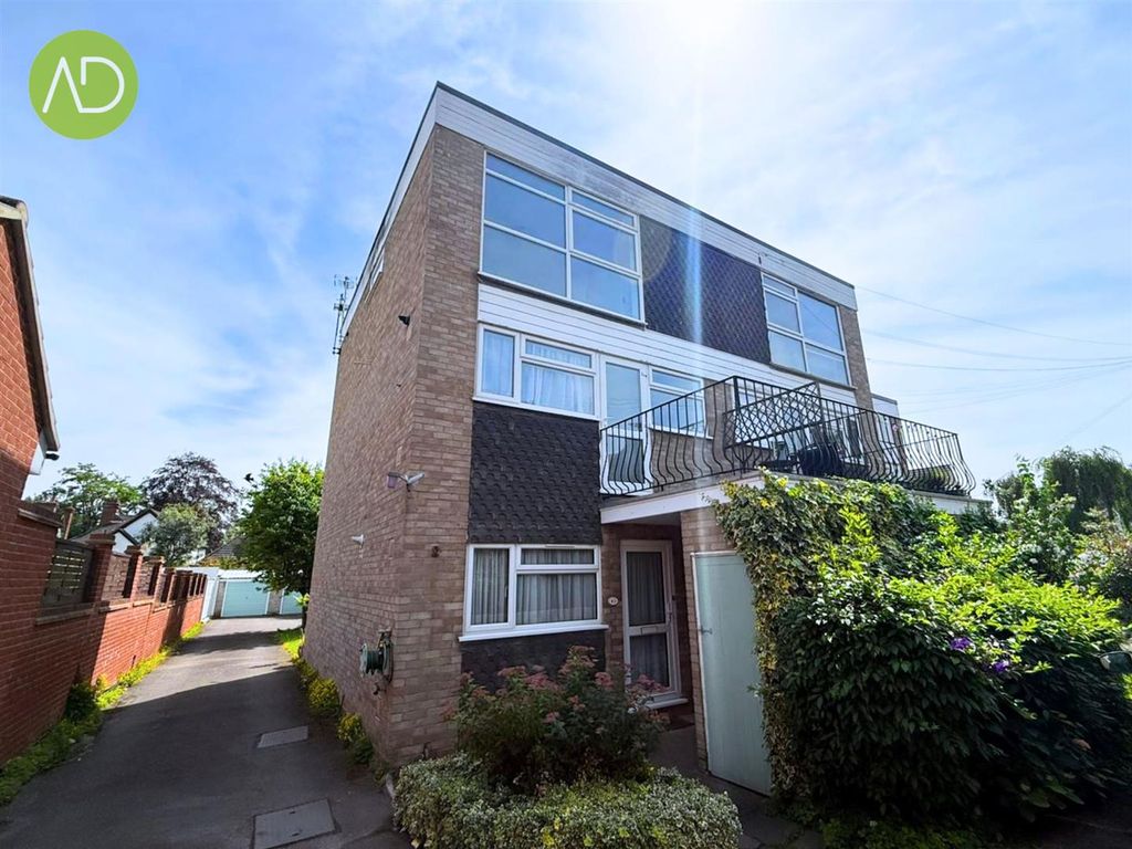 Property photo 2 of 17 9.Jpg