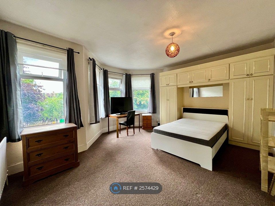 Property photo 1 of 5