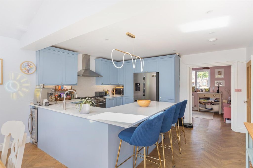 Property photo 3 of 18 Pbck9466-Hdr.Jpg