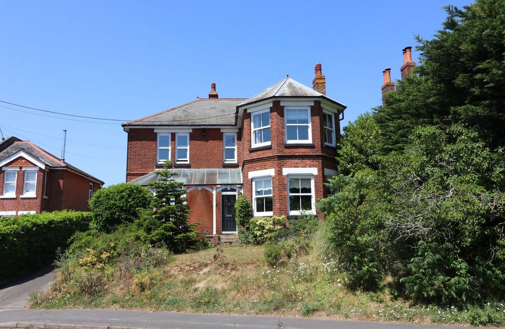 Property photo 1 of 21