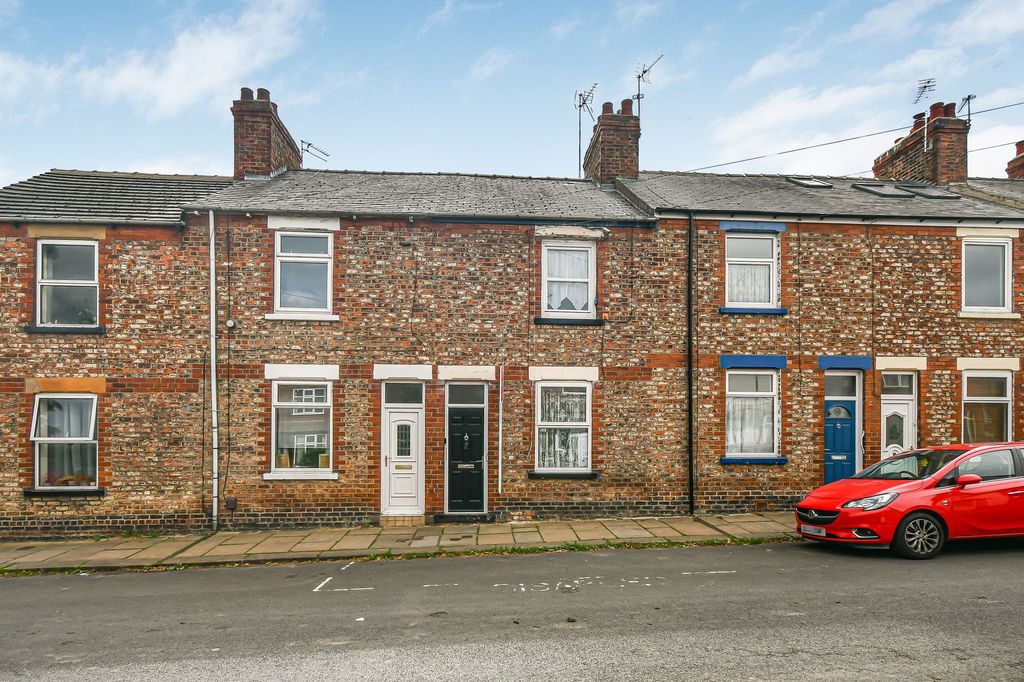 Property photo 1 of 15