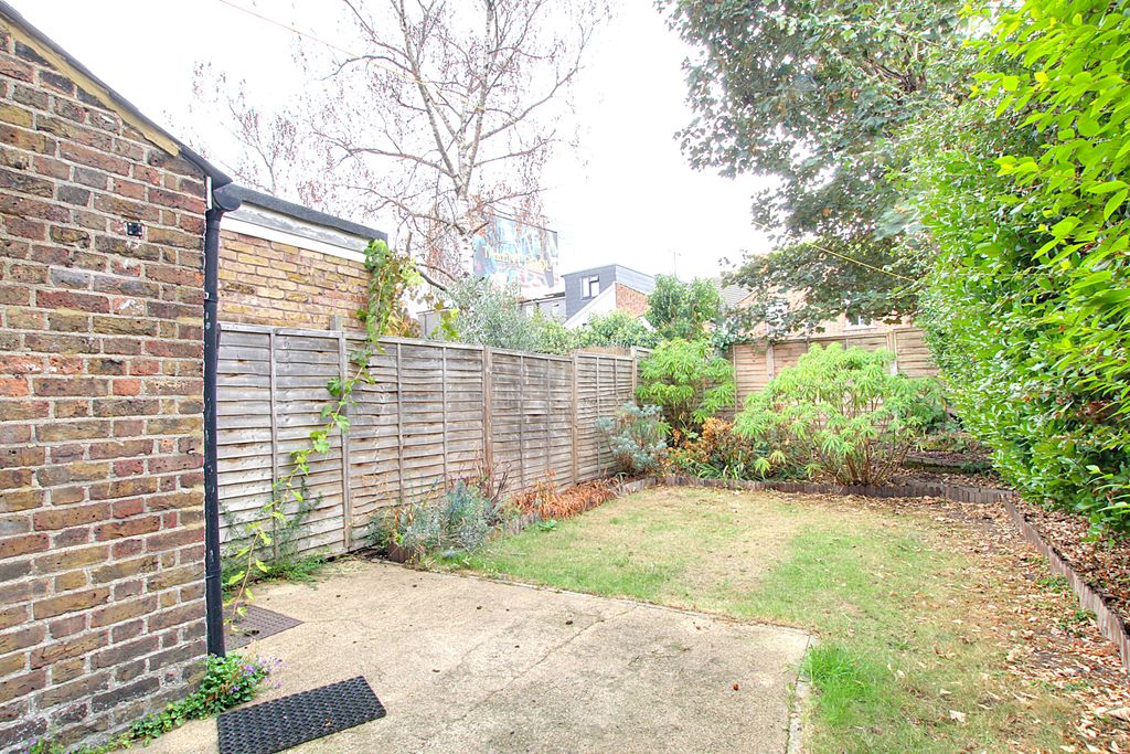 Property photo 2 of 17 11.Jpg