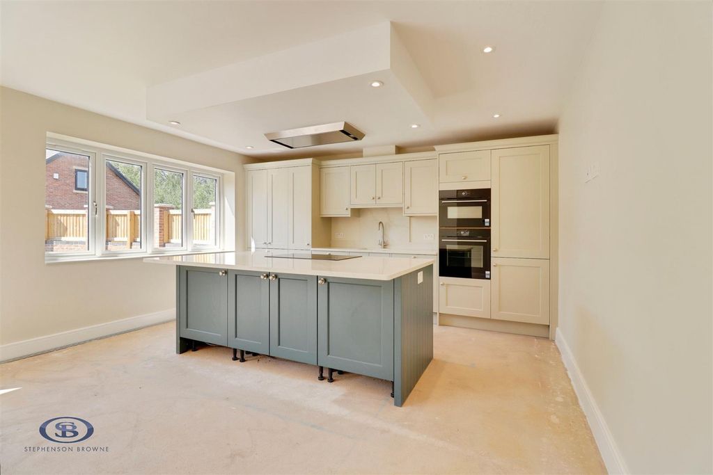 Property photo 2 of 30 Kitchen.Jpg