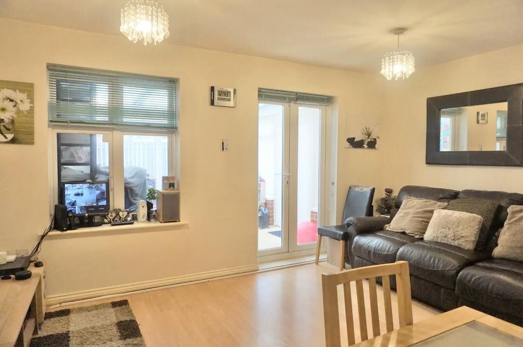 Property photo 2 of 13 2.Jpg