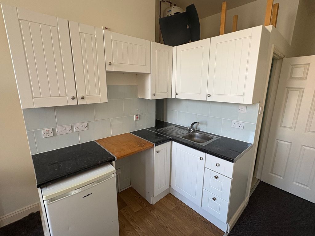 Property photo 3 of 3