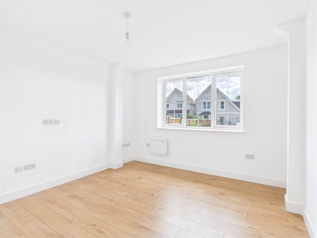 Property photo 3 of 4 Picture No. 07