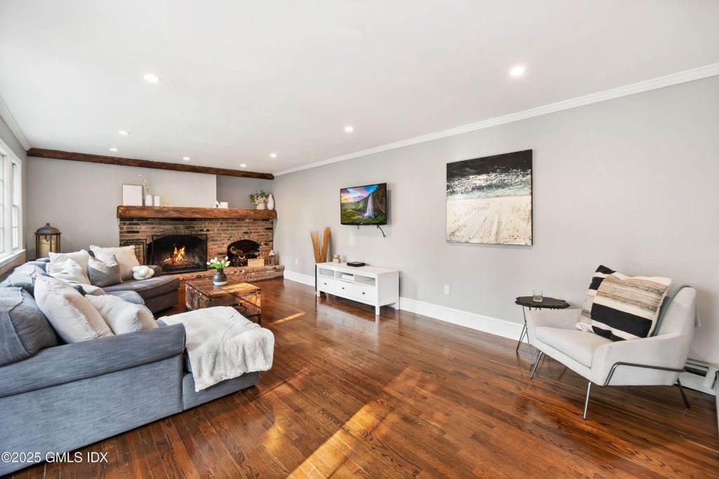 Property photo 2 of 9 <Alttext/>