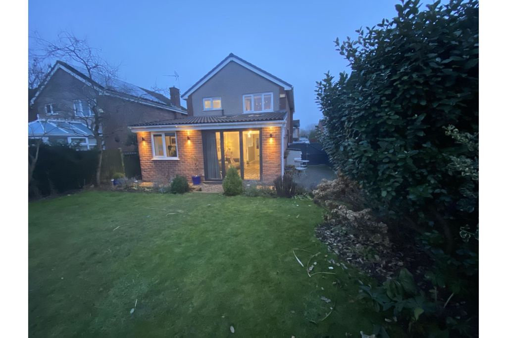 Property photo 2 of 24 Rear Garden