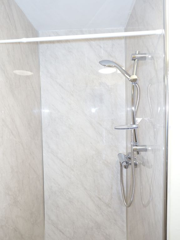 Property photo 3 of 7 Dscf0037.Jpg