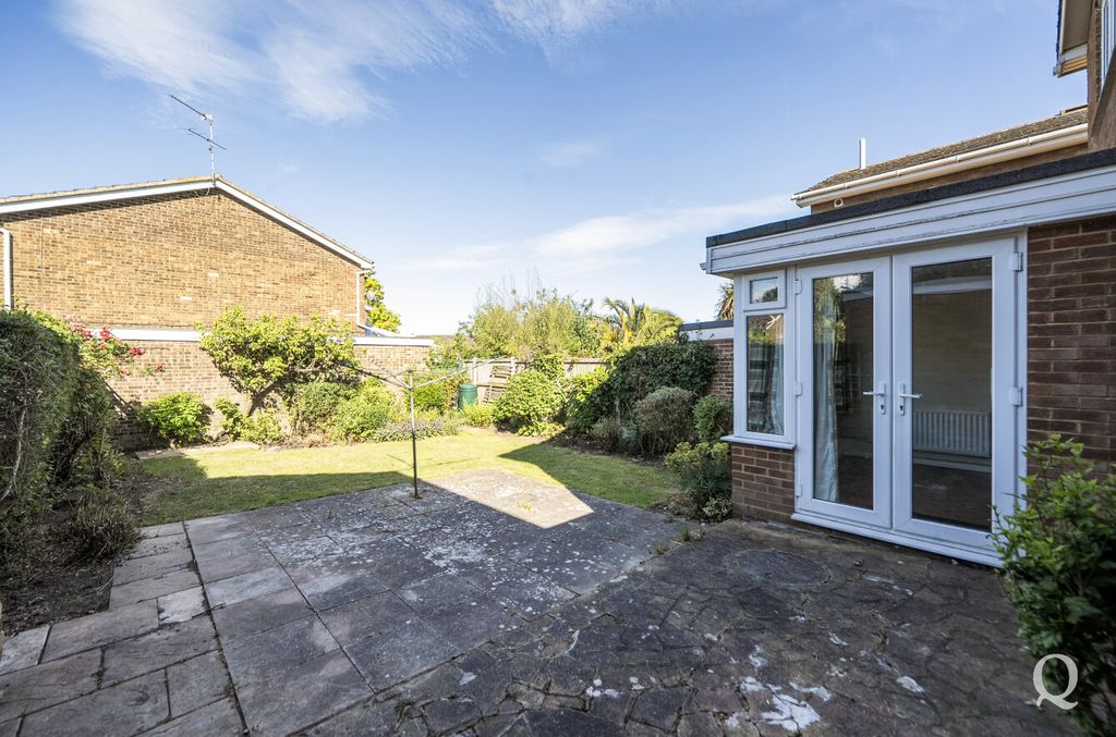 Property photo 3 of 18 E8A7Cdad-A961-48c...