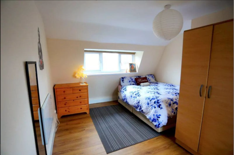 Property photo 2 of 9