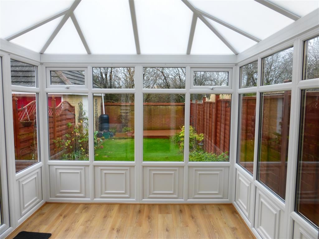 Property photo 3 of 10 Conservatory