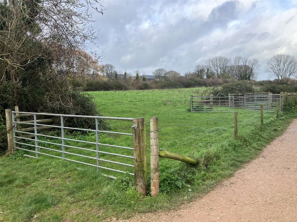 Property photo 1 of 3 Picture No. 01