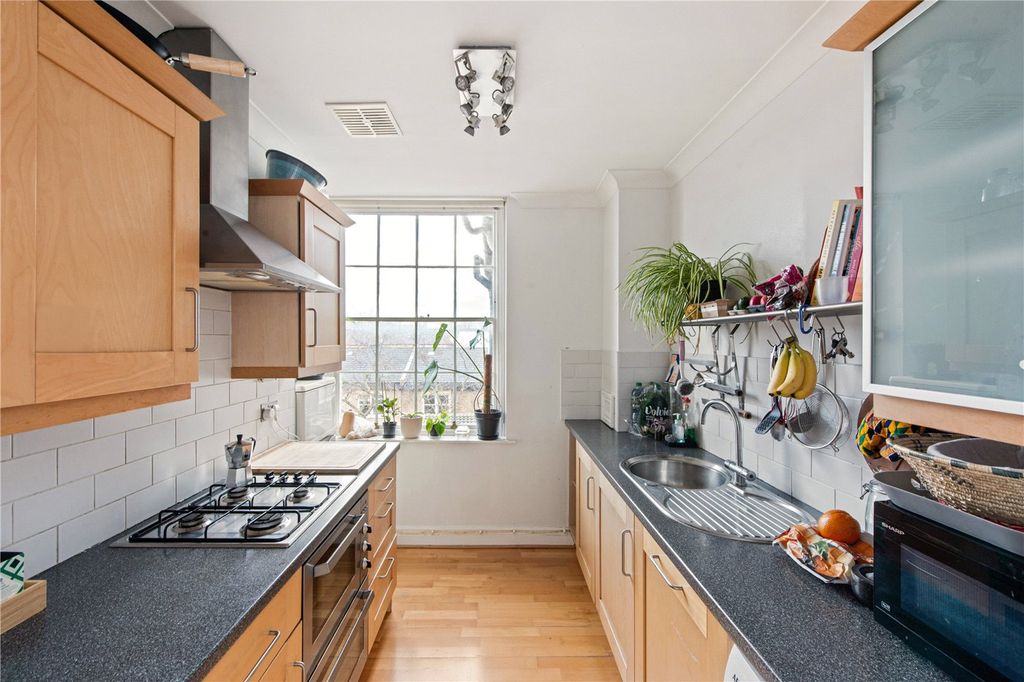 Property photo 3 of 12 Picture No. 08