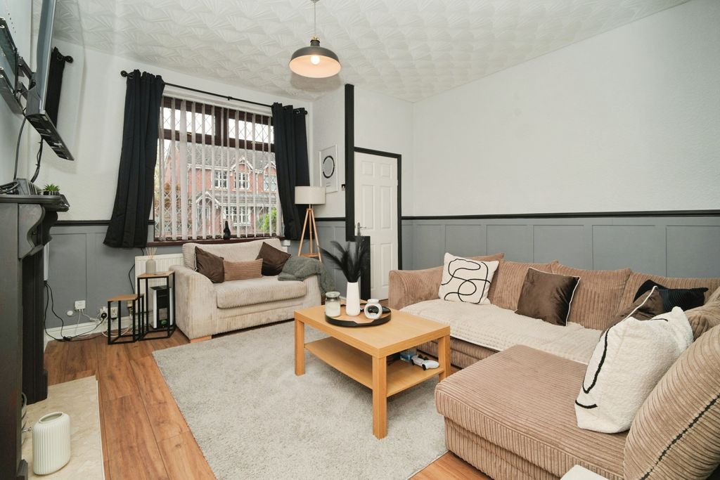 Property photo 2 of 20 Photo #2