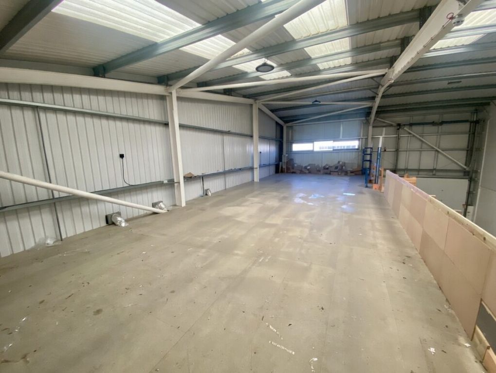 Property photo 2 of 6