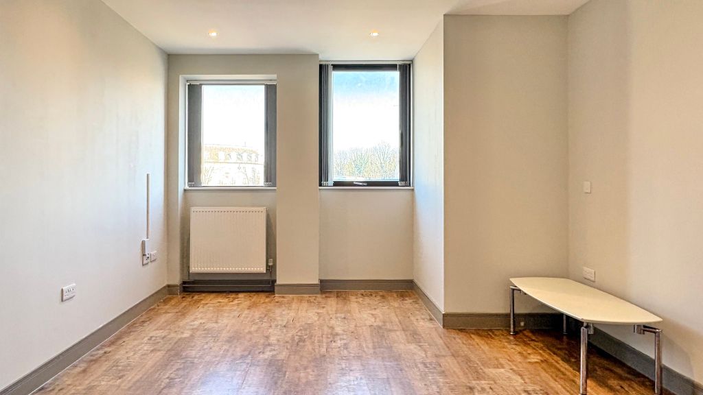 Property photo 1 of 15 Living Room