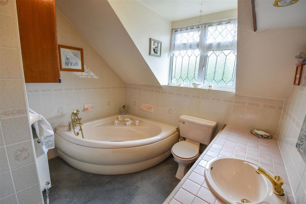 Additional image 20 of 3 bed detached house for saleFrog Street, Kelvedon Hatch, Brentwood CM15