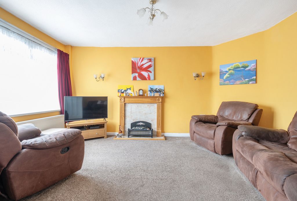 Property photo 2 of 23 1307030-9-6849839...