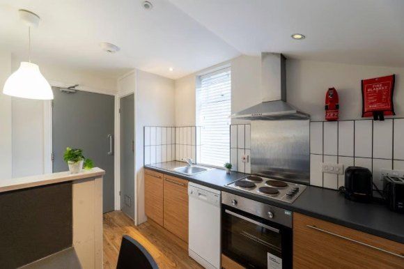 Property photo 2 of 7 9672742.Jpg