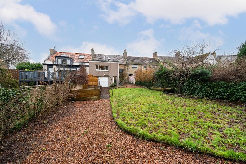 Property photo 3 of 27 Photo 24