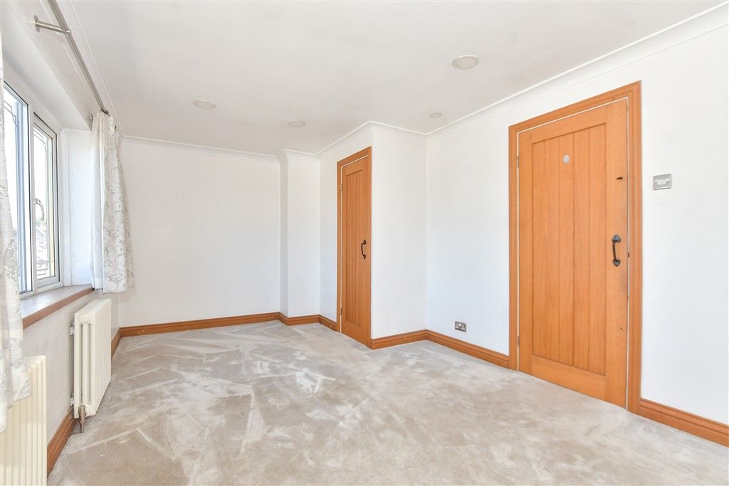 Property photo 3 of 9 Bedroom 1