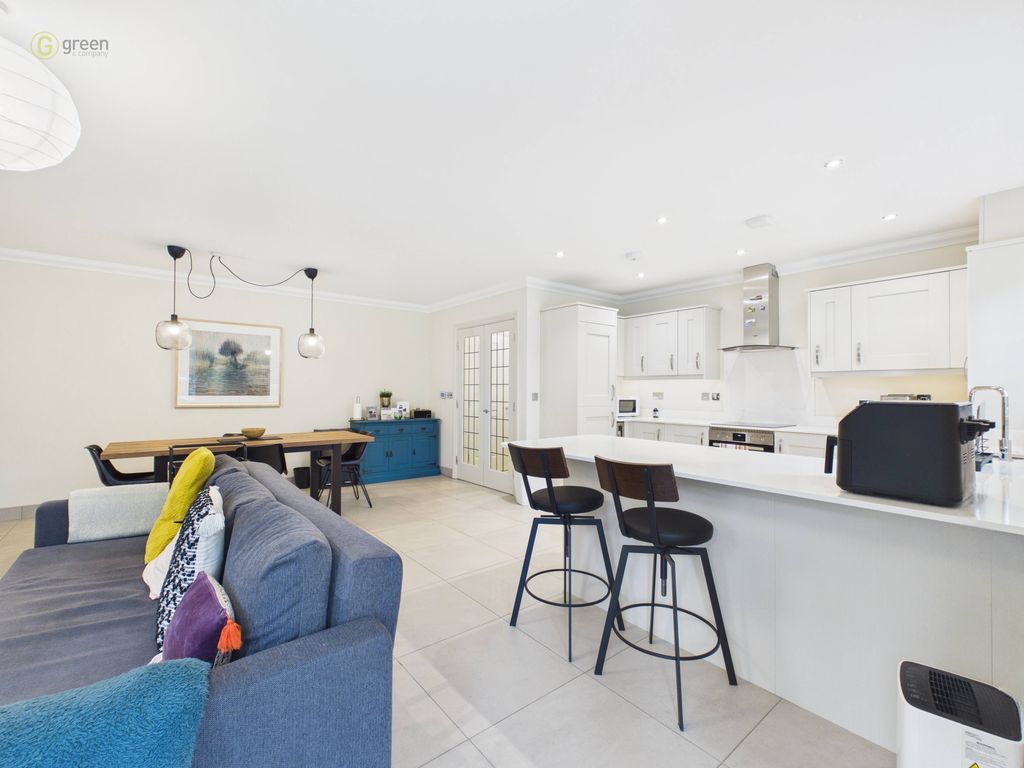 Property photo 3 of 20 B1561Febf3934Edb8A4d811Ad4B64Df4100Cam03830G0Pr0299Still037