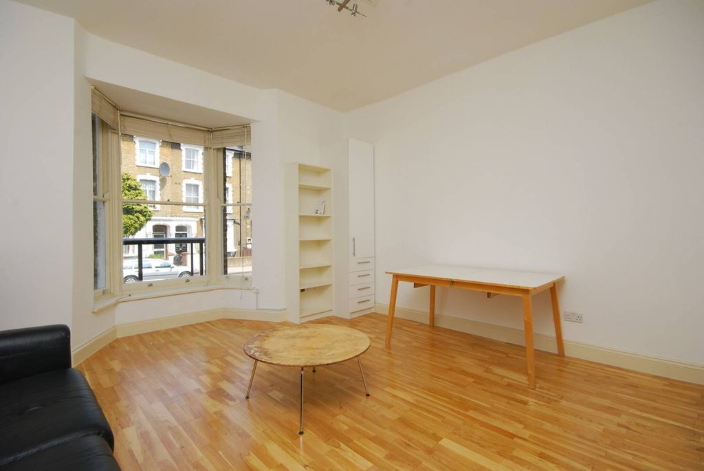Property photo 1 of 6