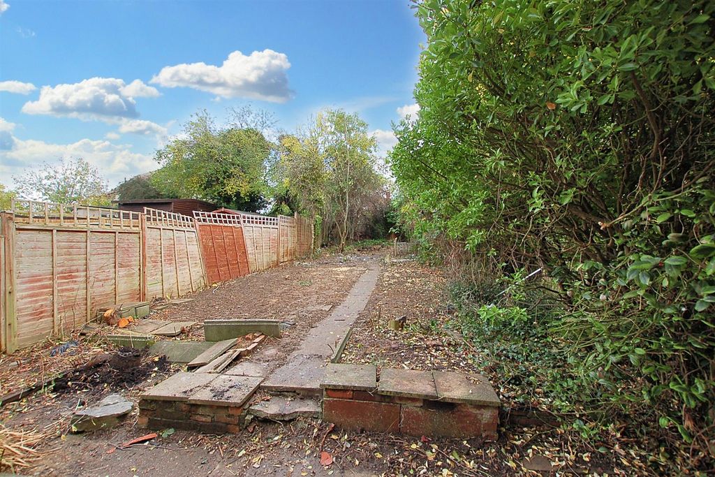 Property photo 2 of 15