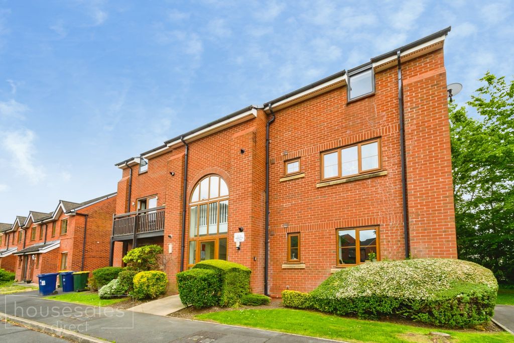 Property photo 2 of 17