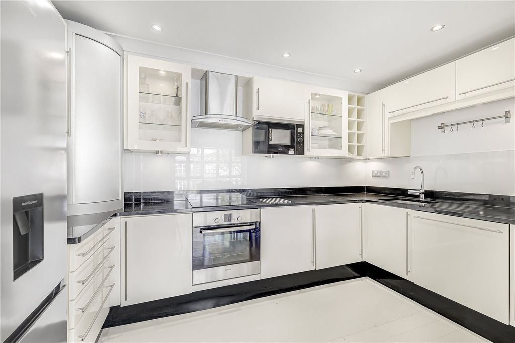 Property photo 3 of 12 Picture No. 05