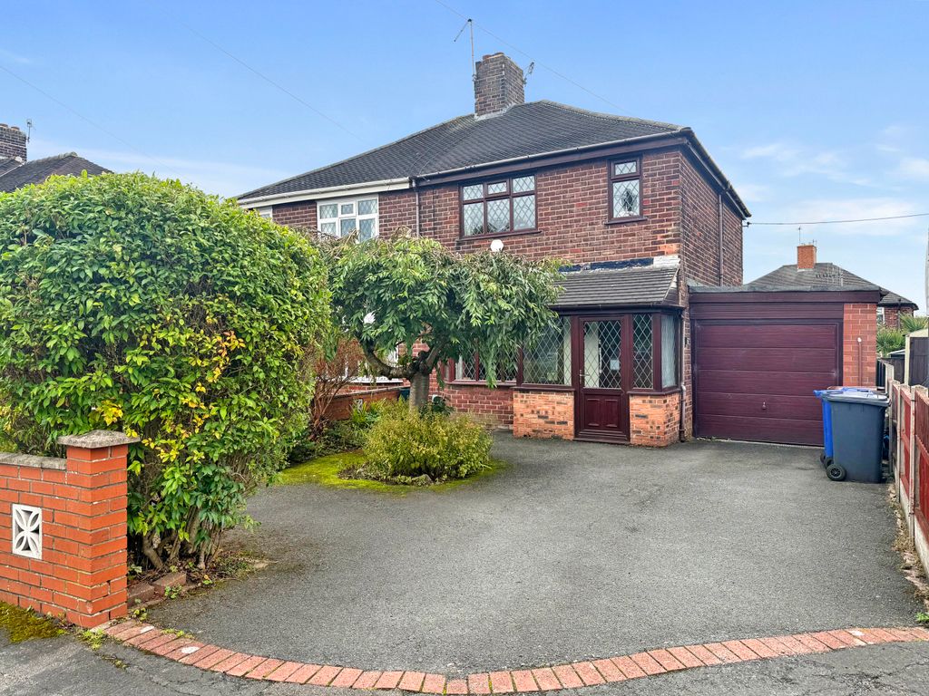 Property photo 1 of 23 Img_9504