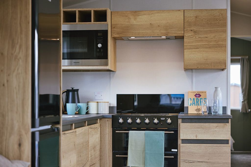 Property photo 2 of 6 The Ellerton Extra Kitchen (2).Jpg