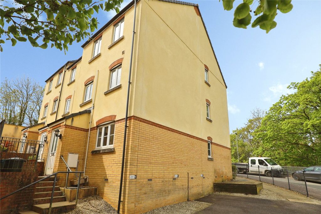 Property photo 1 of 15 Picture No. 14