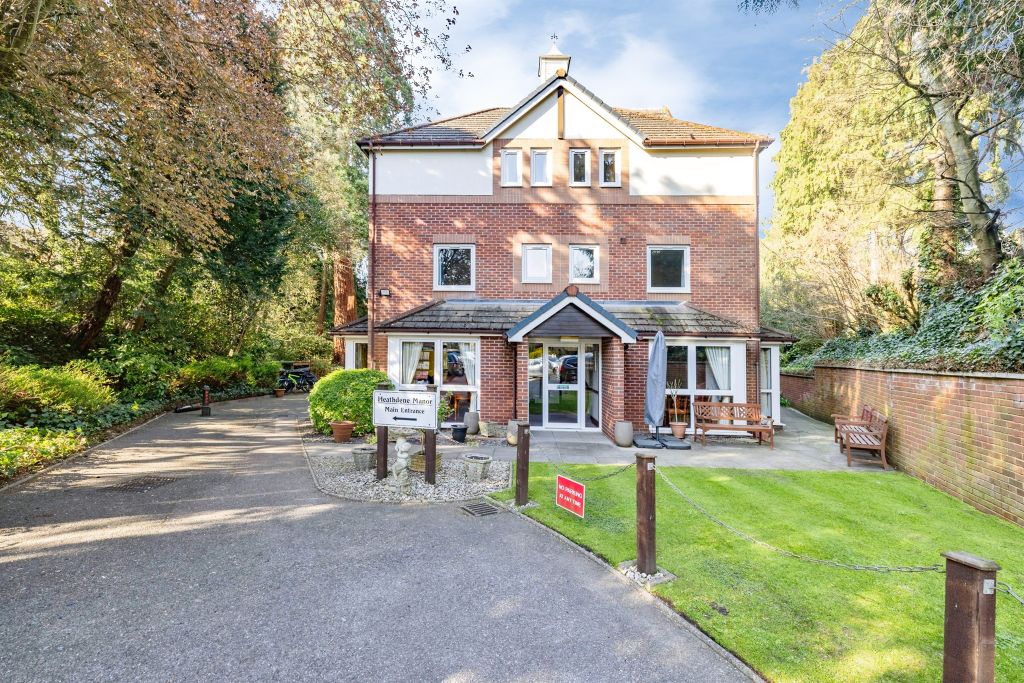 Property photo 1 of 11