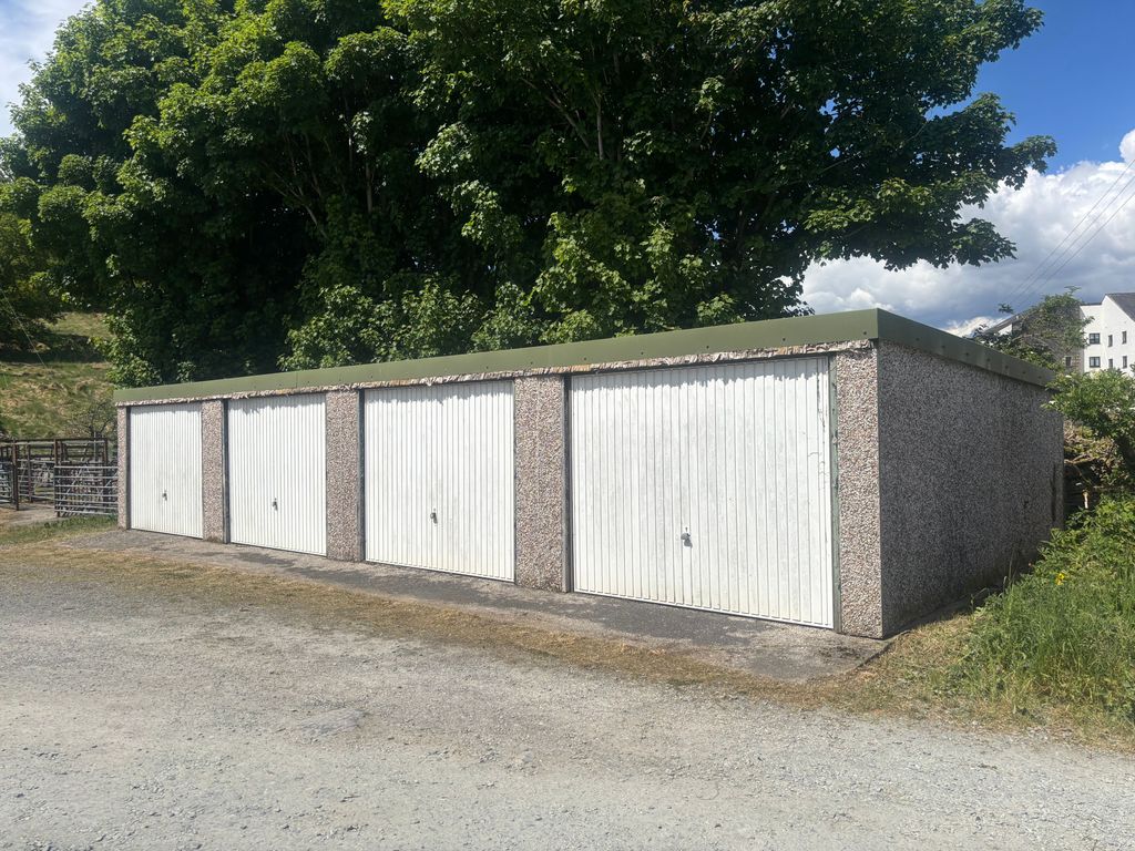Property photo 3 of 5