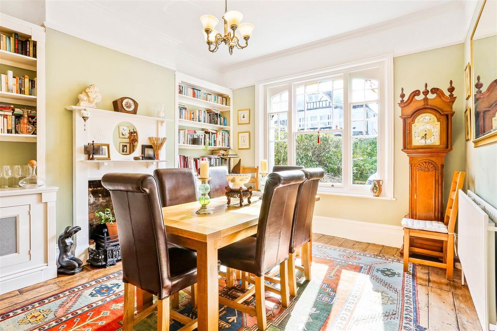 Property photo 3 of 32 1429543005 -  5.Jpg