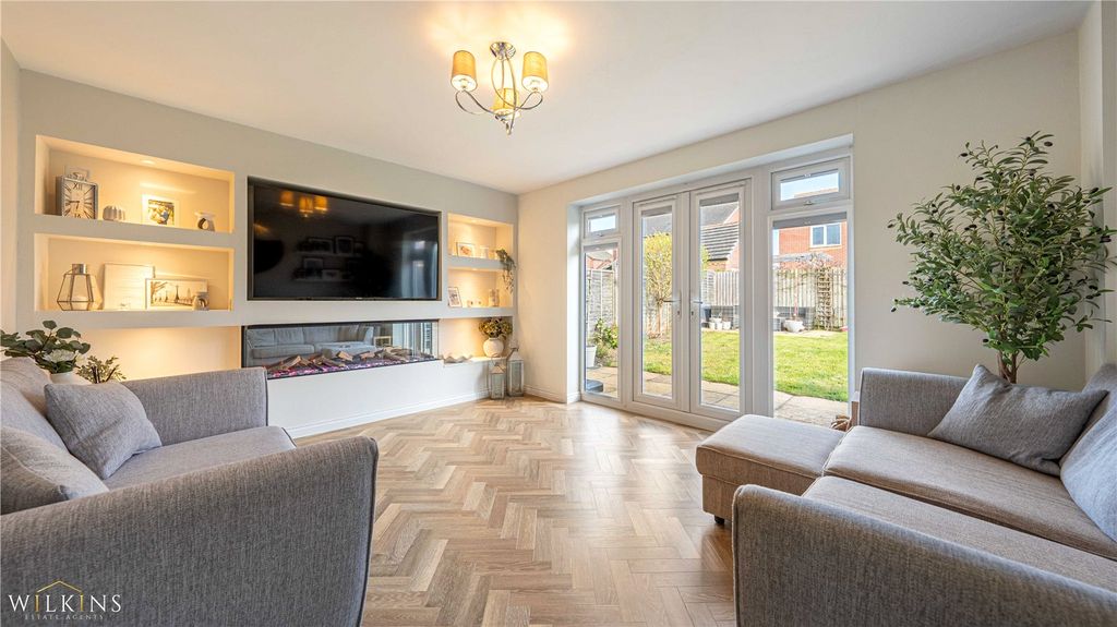 Property photo 2 of 31 Picture No. 08