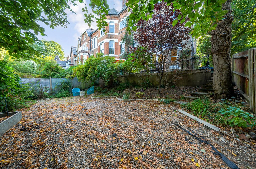 Property photo 3 of 17 1524491-20-6Ab3A3...
