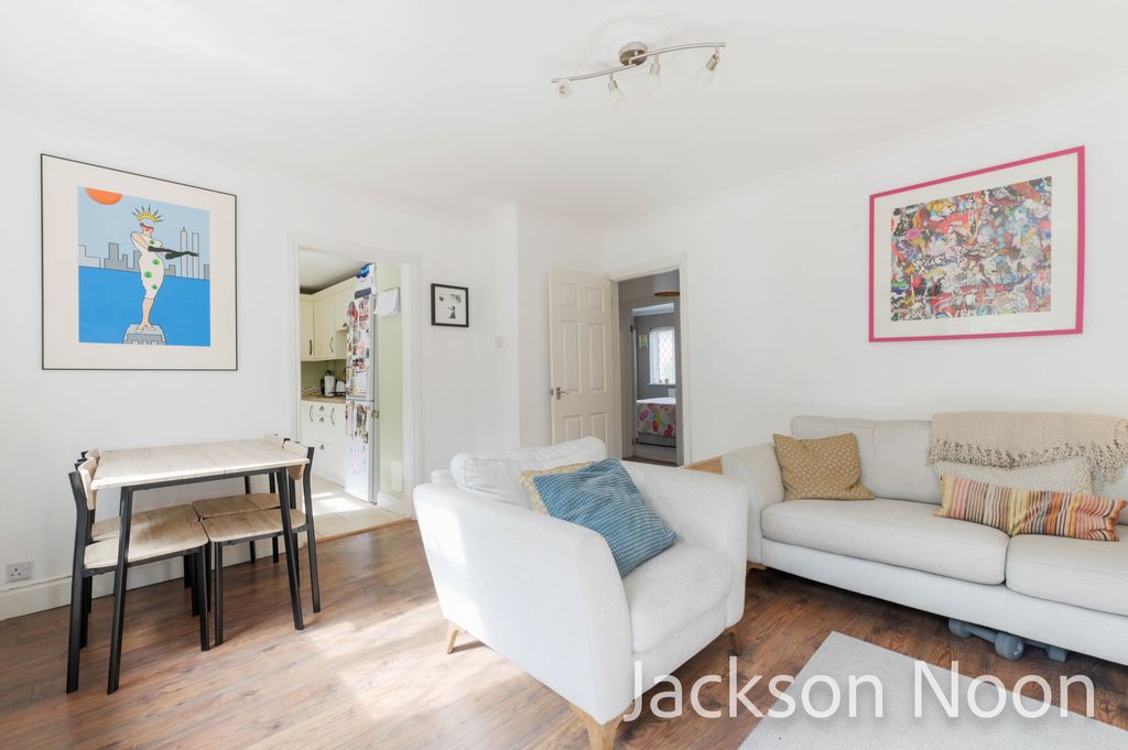 Property photo 3 of 13