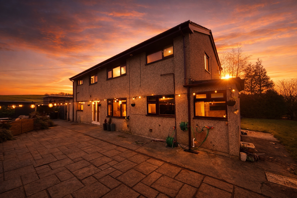 Property photo 3 of 44