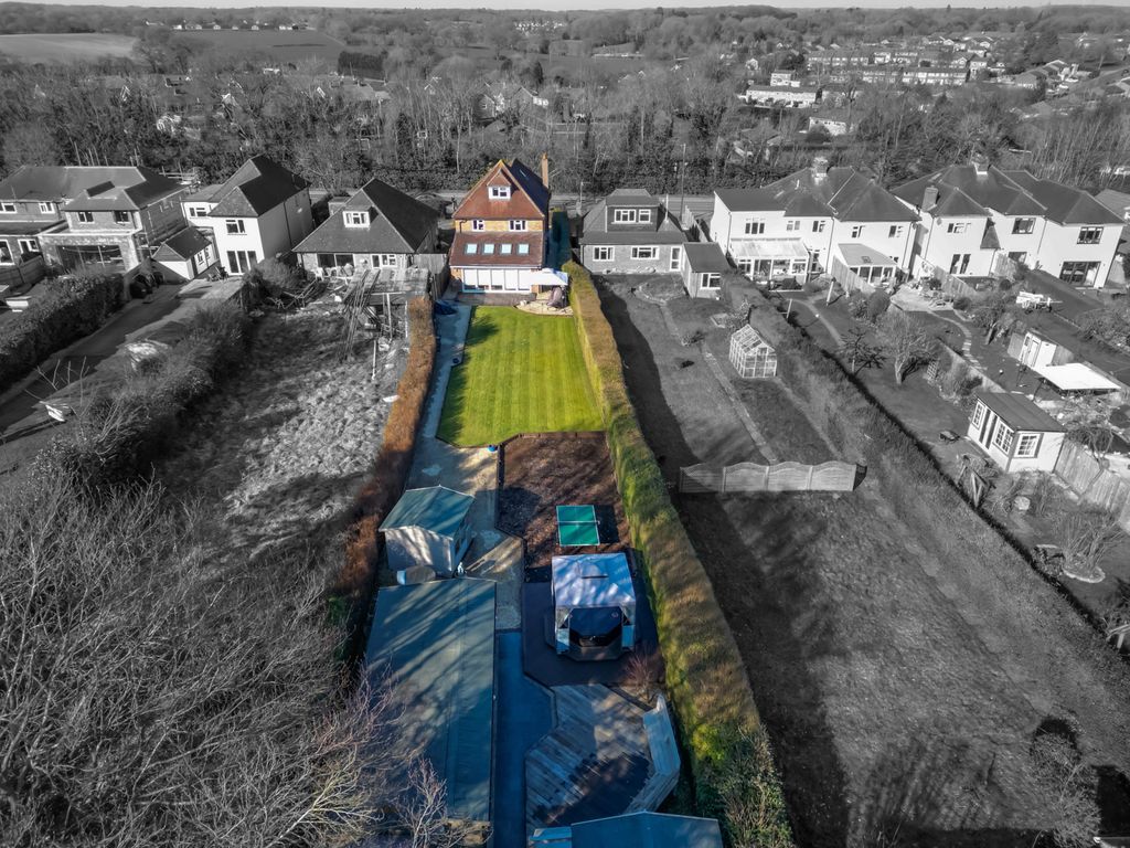 Property photo 1 of 24 Picture No. 25