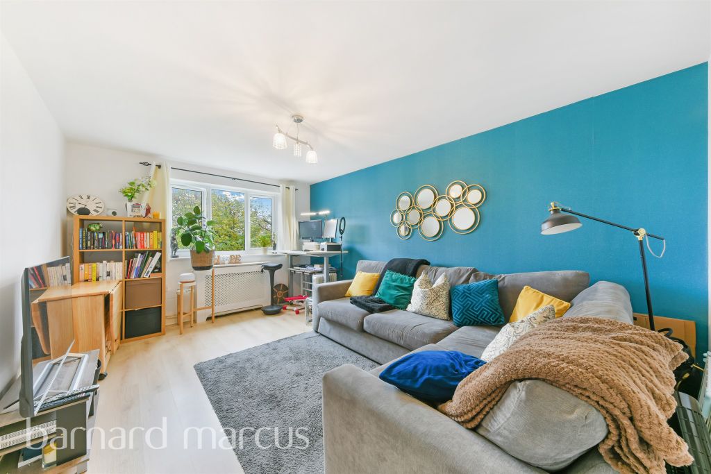 Property photo 3 of 9