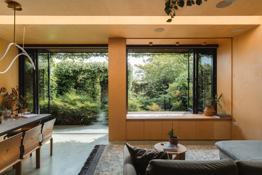 Property photo 1 of 34 294822 - 83Tivoliroad_Highres-2.Jpg
