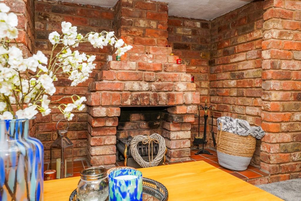 Property photo 3 of 29 23 King Rudding Close, Riccall,_Dsc02127.Jpg