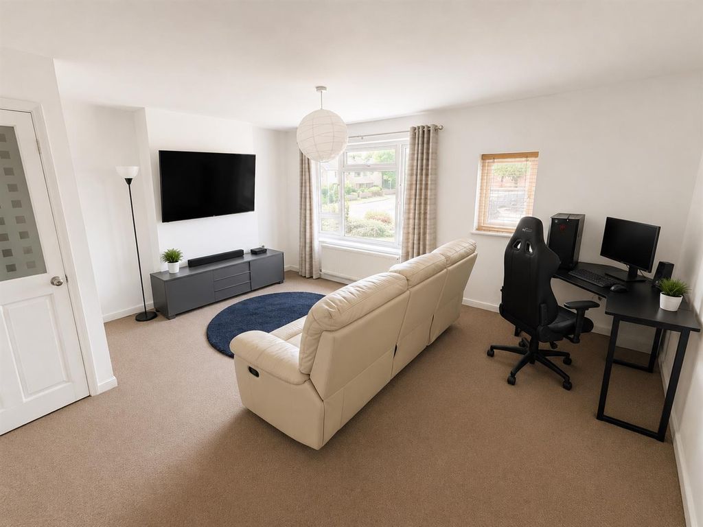 Property photo 3 of 12 658ce77381c3.Png