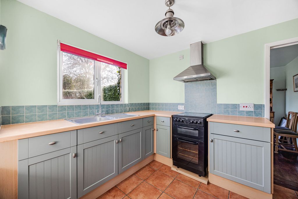 Property photo 3 of 21 13_70330