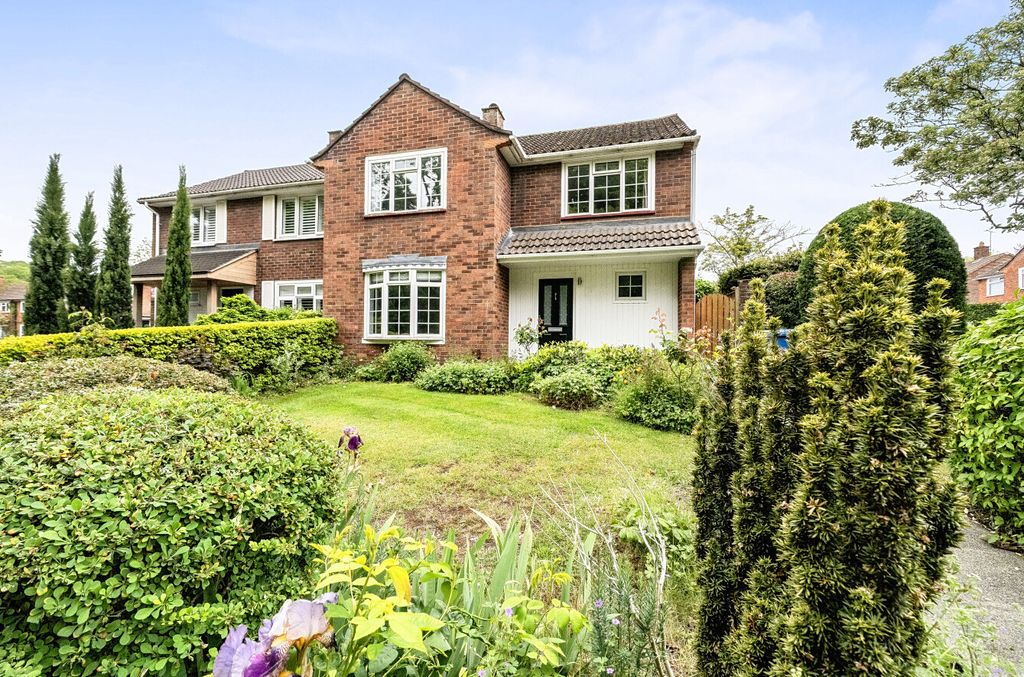 Property photo 1 of 18 1463722-18-6A0c7B...